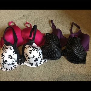 Set of 4 Hanes Bras